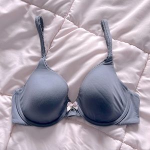 Victoria secret full coverage 32D gray bra with pink bow